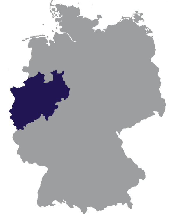 Landkaart Duitsland grijs met deelstaat Noordrijn-Westfalen donkerblauw op transparante achtergrond - 600 * 733 pixels